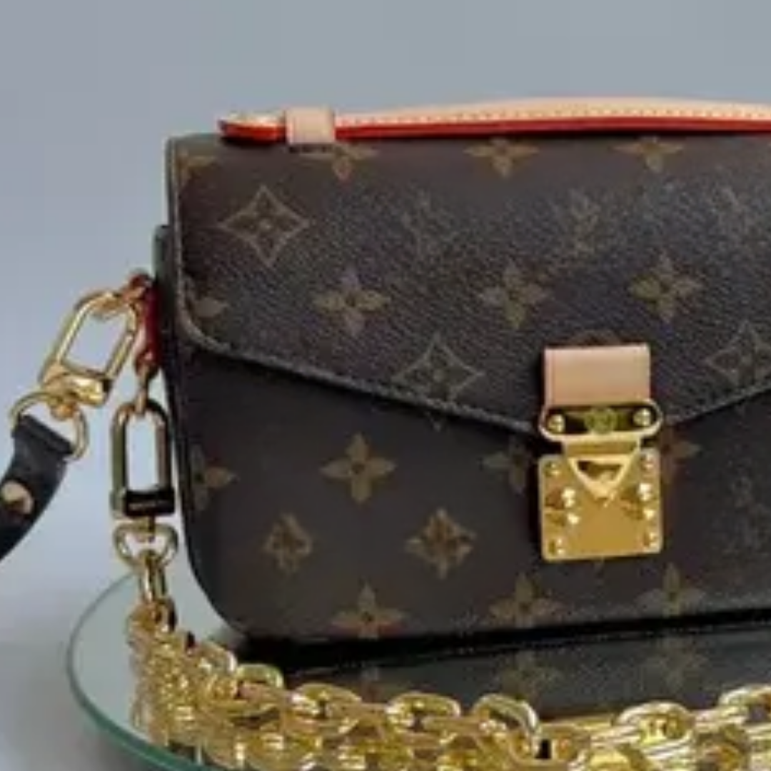 Mt. EW Clutch Bag – Lvt Style