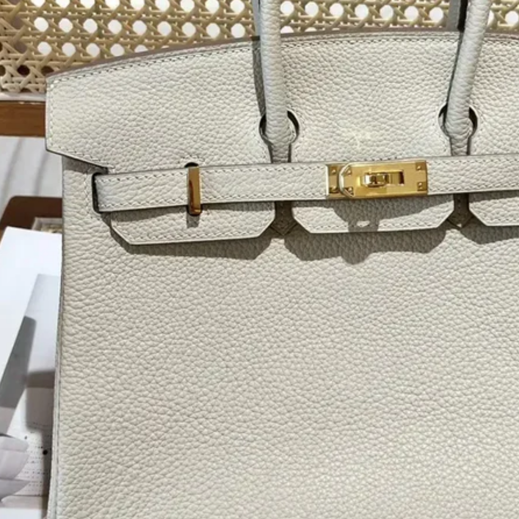 Bag 25 Brk HSS Cr / GryTr Made of Tg Leather with Brushed Gold Fittings