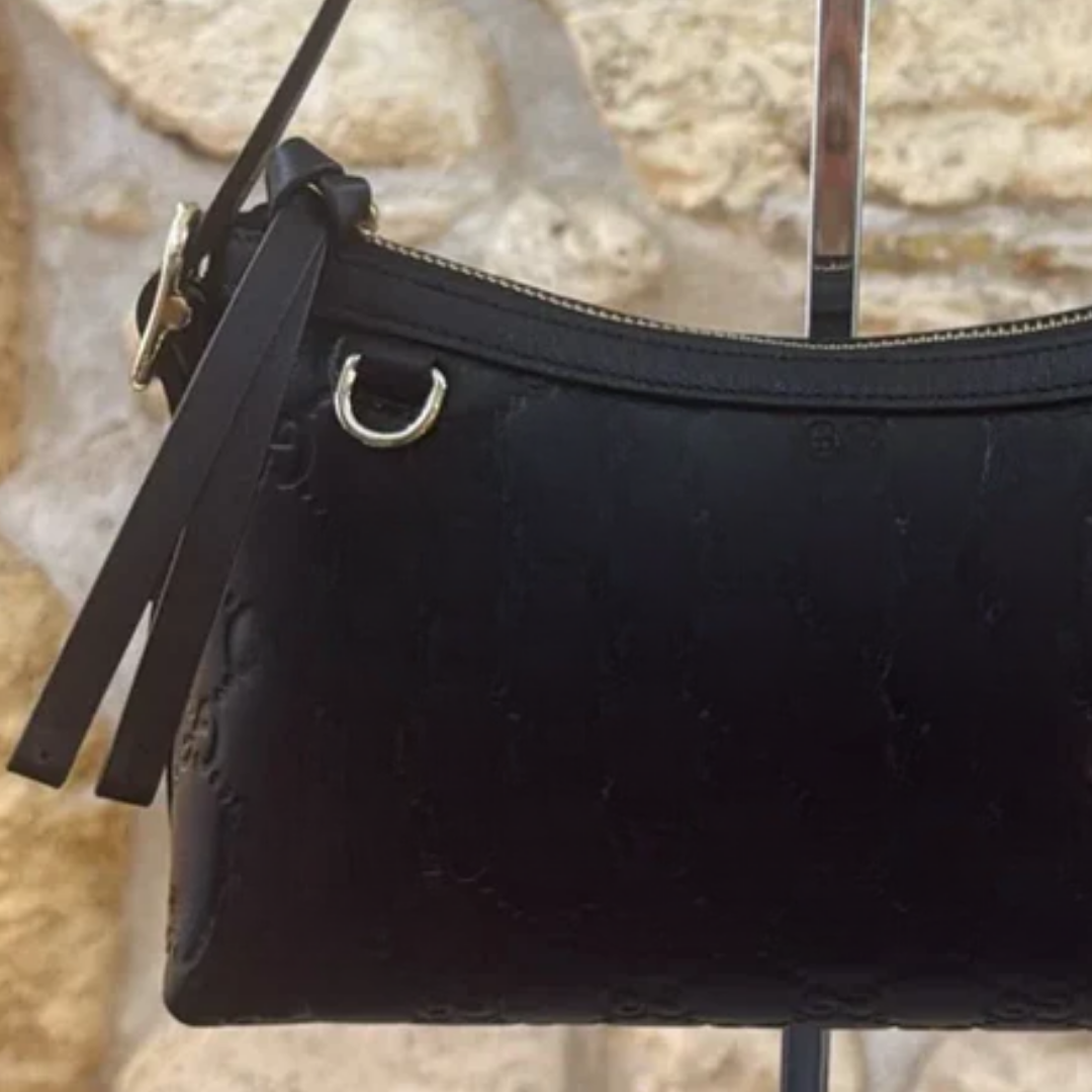 Bag Medium-sized Emblem Shoulder Bag